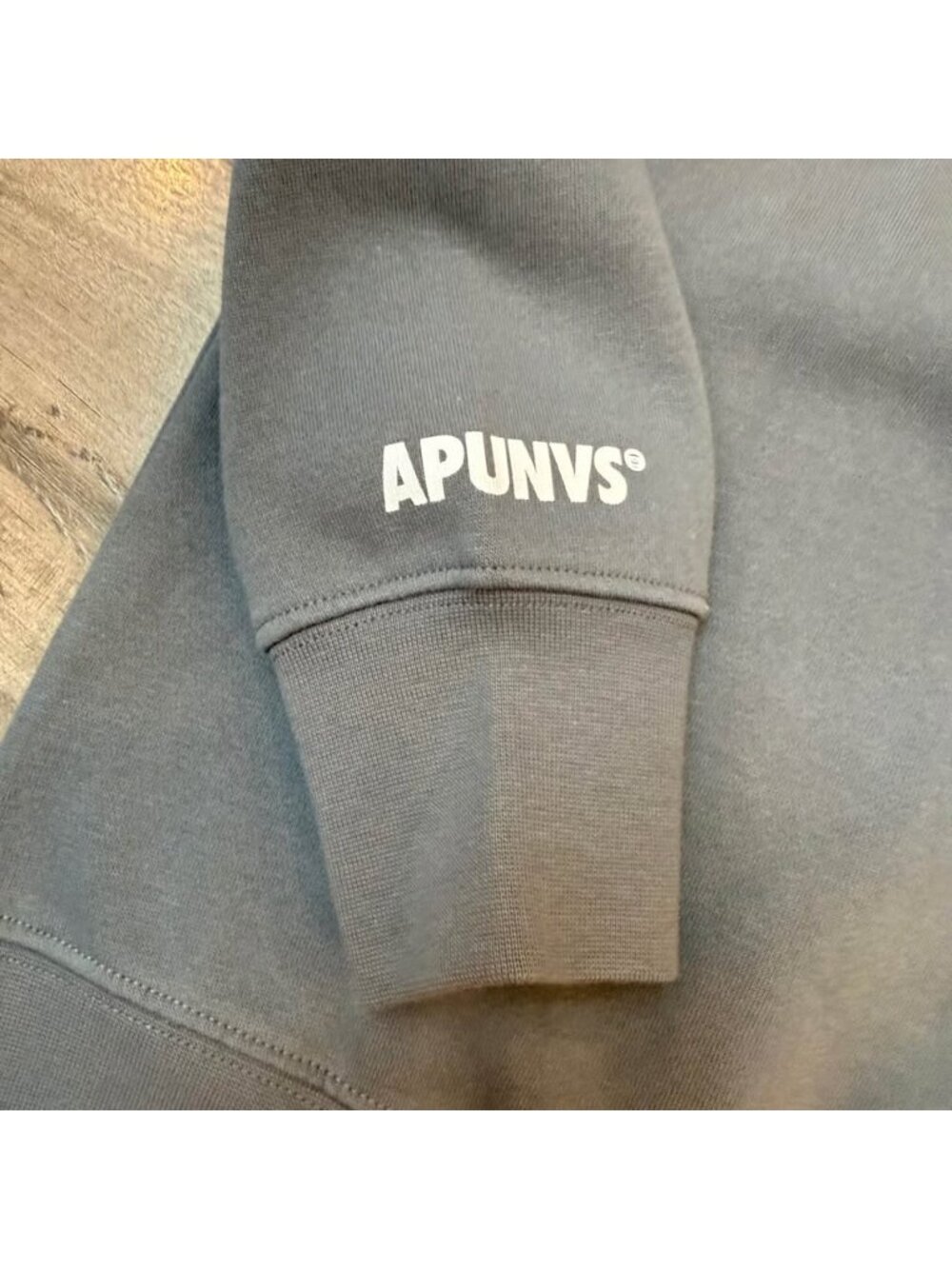 AAPE by A Bathing Ape Crewneck Sweatshirt – Small – NWT - Picture 6 of 8
